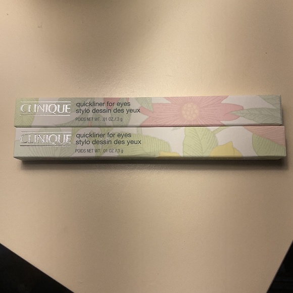 Clinique Other - Clinique Violet Quickliner for Eyes